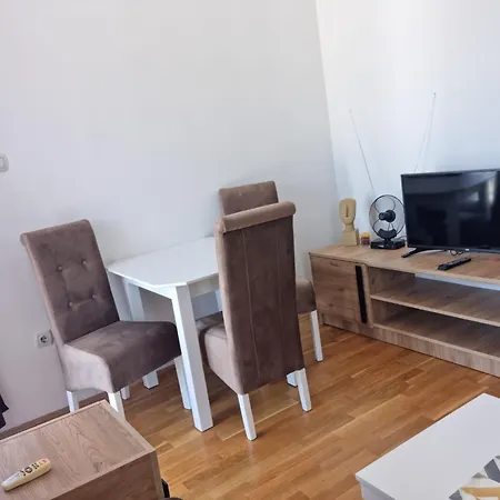 Sunflower 2 Apartment Soko Banja